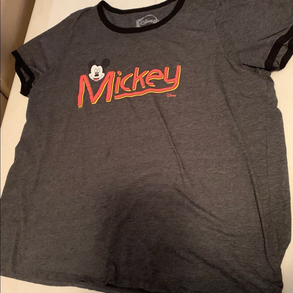 Disney Torrid Mickey Mouse size 3 shirt